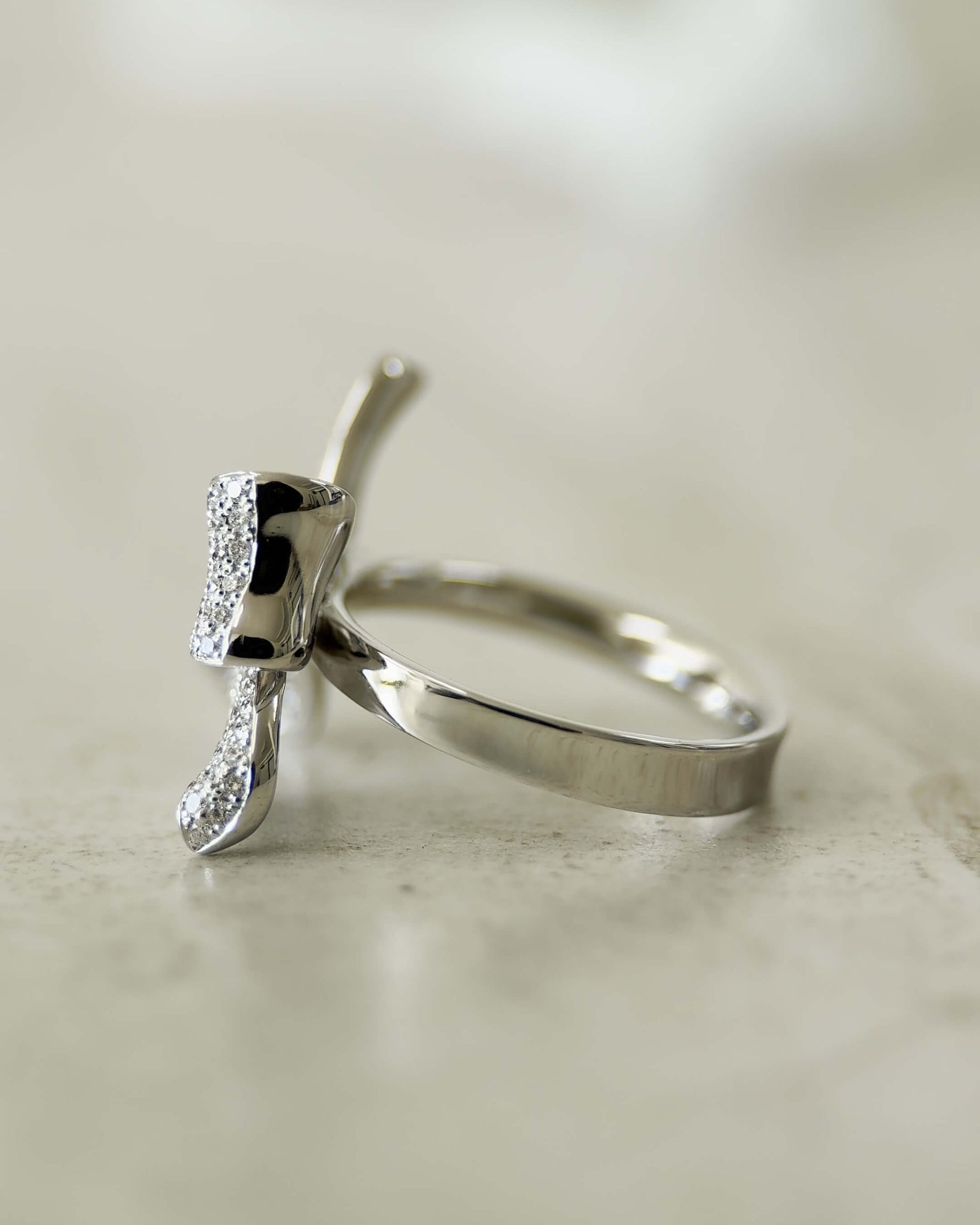 Amora Ribbon rings by Articles of Gold