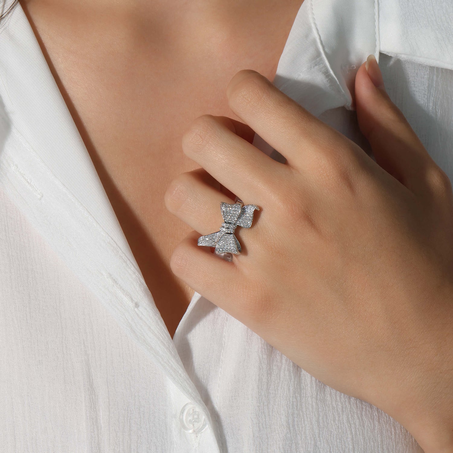 Amora Ribbon rings by Articles of Gold