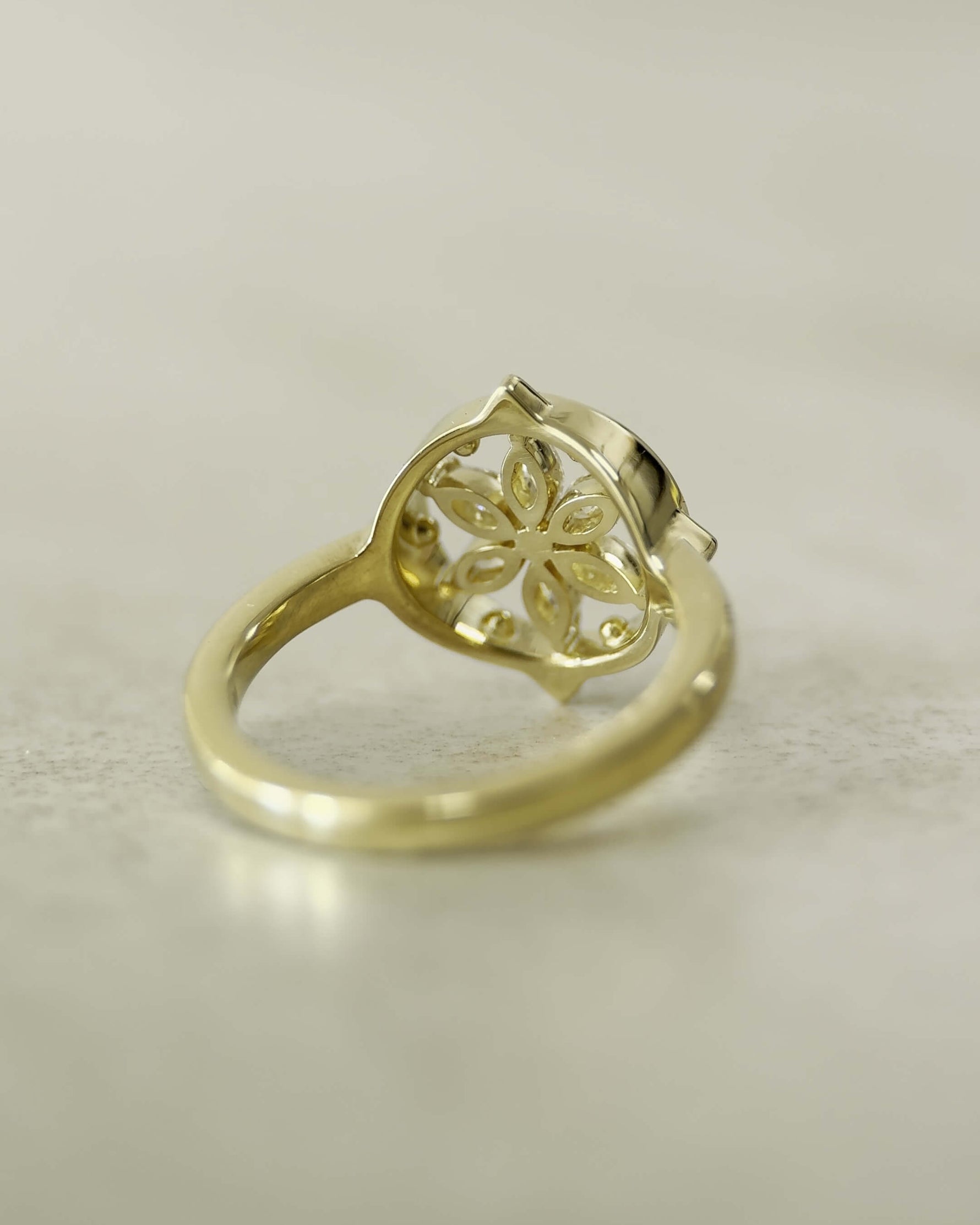 The Traveler rings by Articles of Gold
